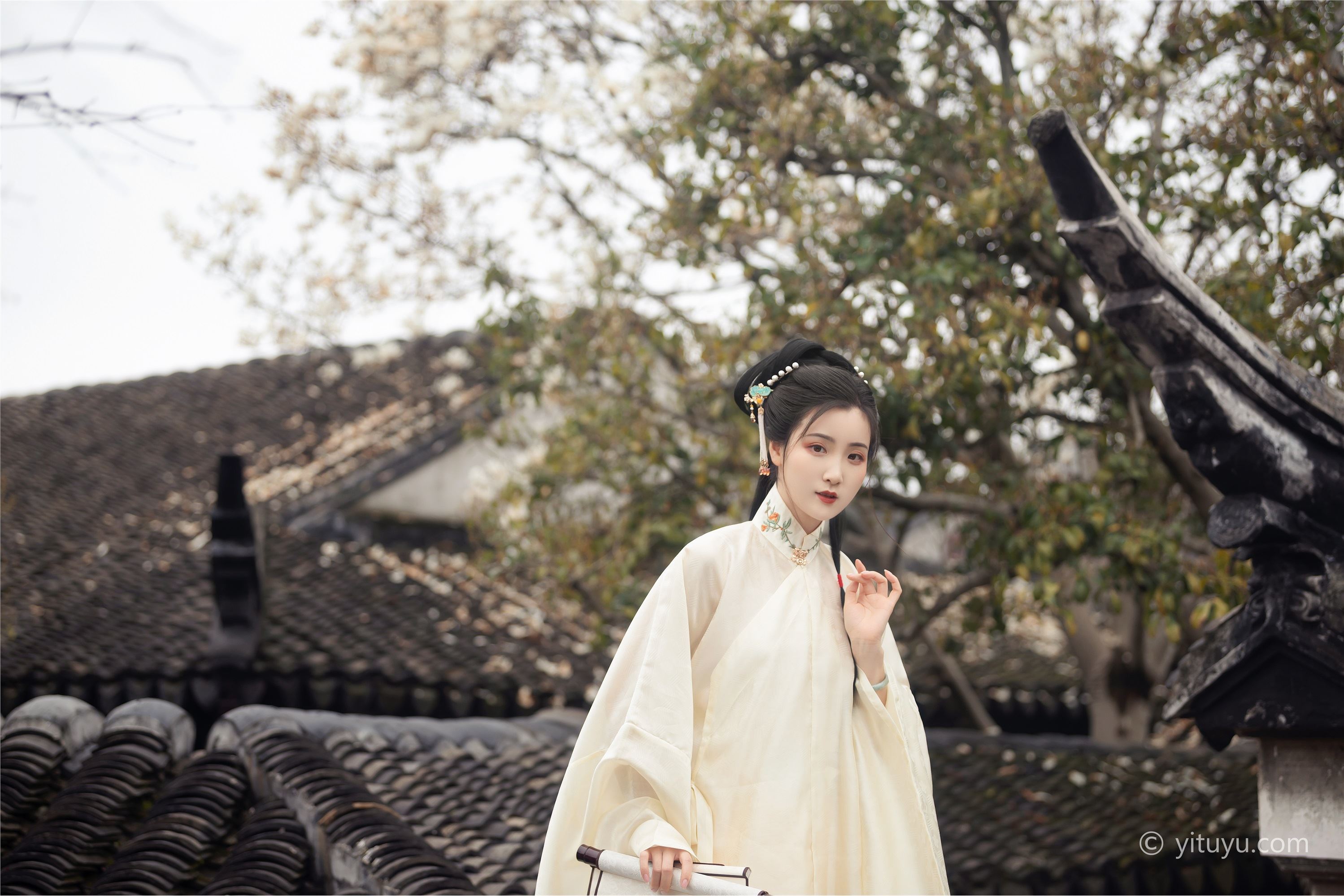 YITUYU艺图语  2021.05.10 玉兰 金儿